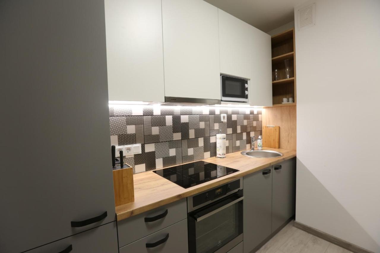 Comfy 2 Room Apartment - Free Parking - 350Mbps Wifi - Netflix Kaunas Exterior photo