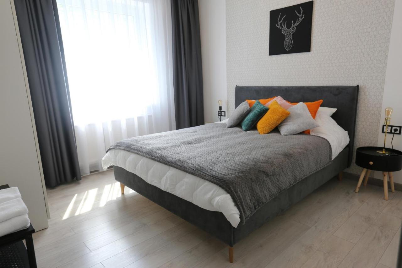 Comfy 2 Room Apartment - Free Parking - 350Mbps Wifi - Netflix Kaunas Exterior photo